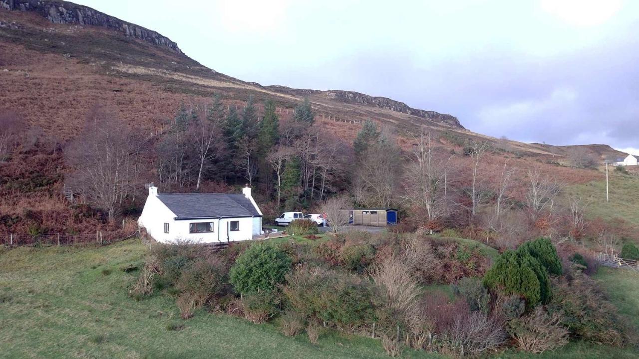 Bramble Cottage Ollach Exterior photo